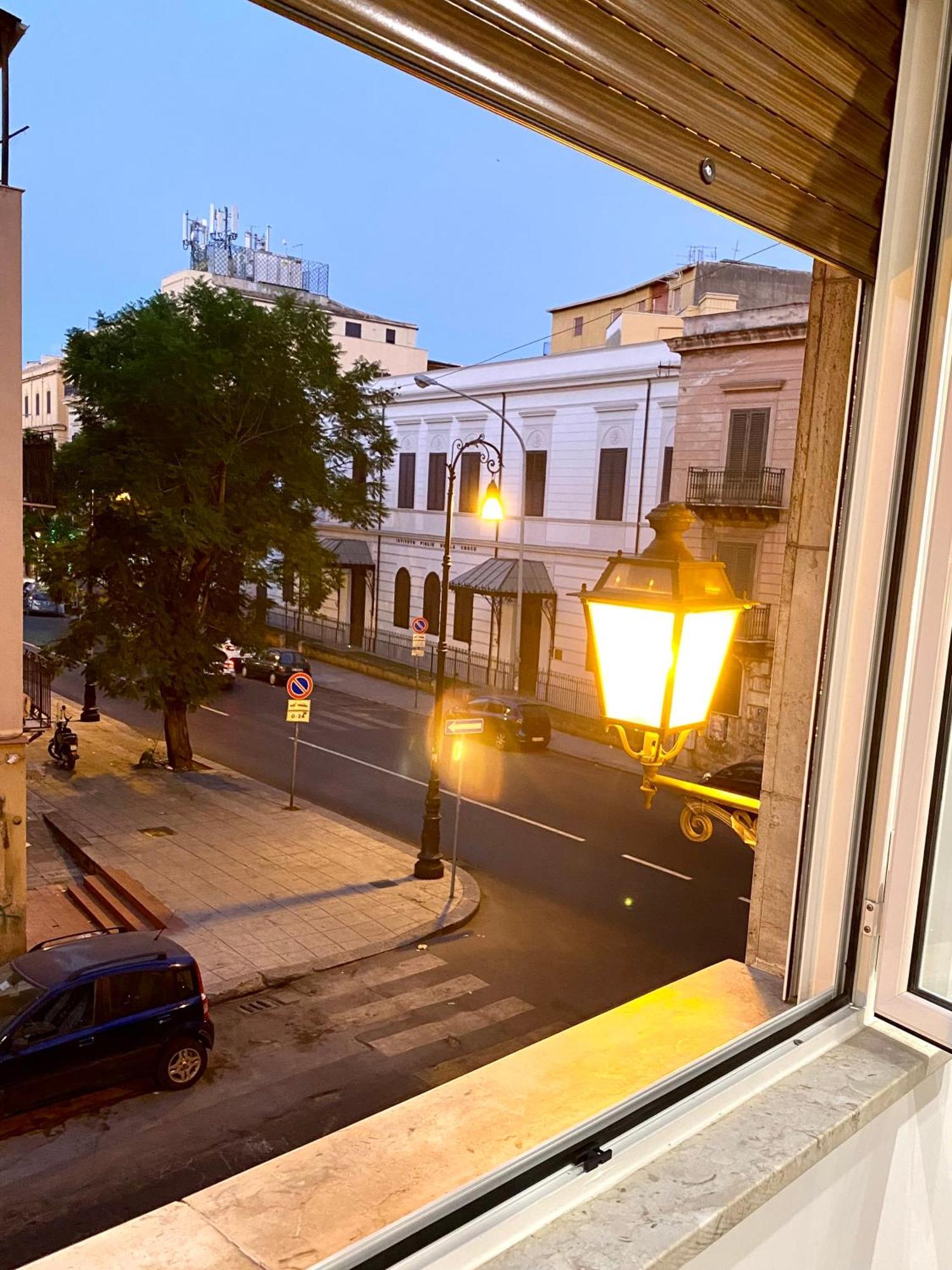 Galka Rooms ปาแลร์โม ภายนอก รูปภาพ